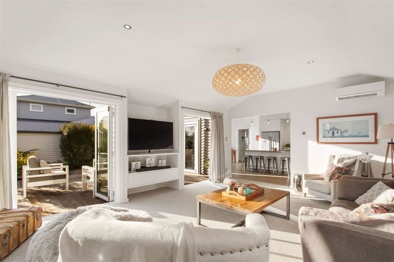 Photo of property in 48 Roosevelt Avenue, St Albans, Christchurch, 8014