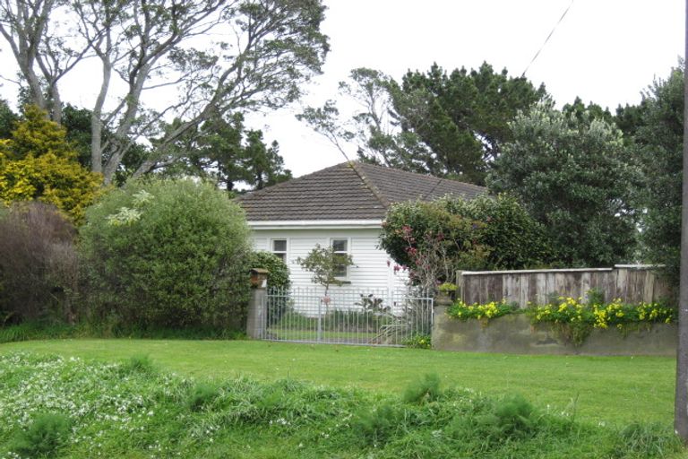 Photo of property in 68 Fitzroy Road, Fitzroy, New Plymouth, 4312