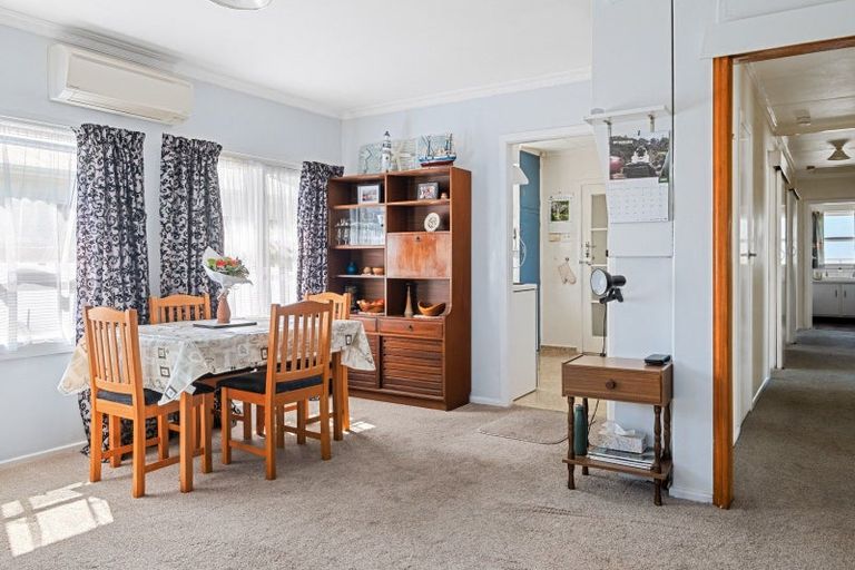 Photo of property in 1 Devery Street, Mangapapa, Gisborne, 4010
