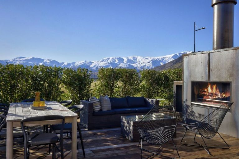 Photo of property in Kawarau Heights, 85 Kawarau Heights Boulevard, Lake Hayes, Queenstown, 9304