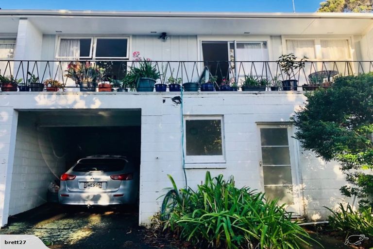 Photo of property in 60-62 Exmouth Road, Northcote, Auckland, 0627