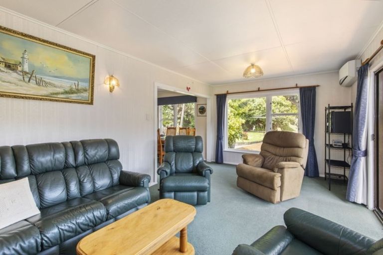 Photo of property in 284 Moores Valley Road, Wainuiomata, 5373