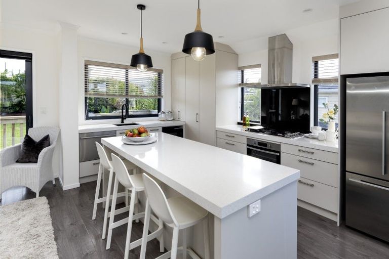 Photo of property in 34 Weatherly Drive, Beachlands, Auckland, 2018