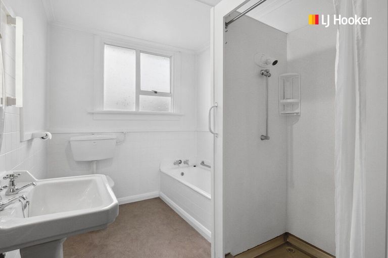 Photo of property in 32 Duckworth Street, Andersons Bay, Dunedin, 9013