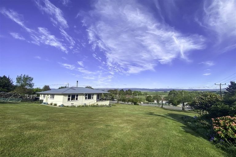 Photo of property in 25 Main Road, Maheno, Oamaru, 9495