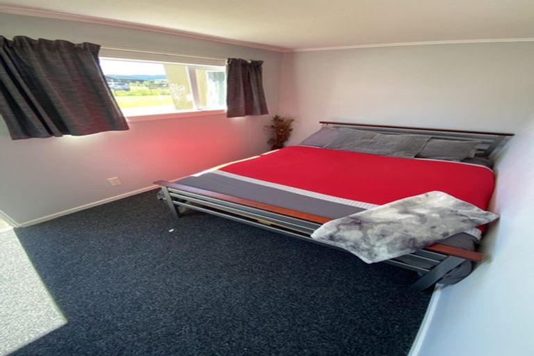 Photo of property in 32 Constitution Avenue, Milton, 9220