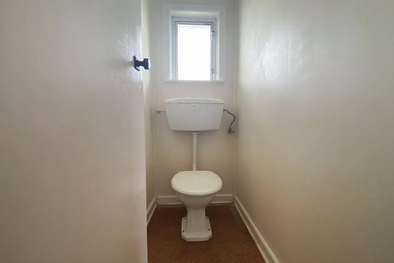 Photo of property in 1/40 Savoy Road, Glen Eden, Auckland, 0602