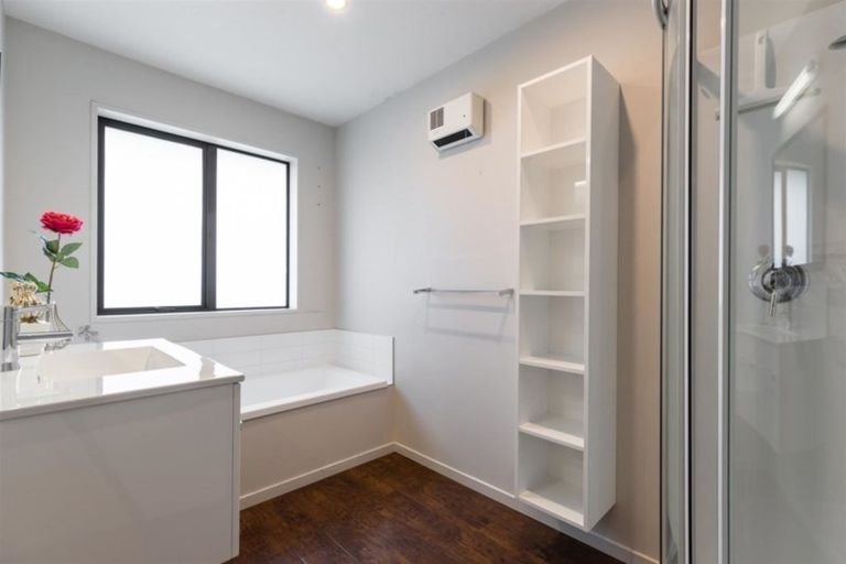 Photo of property in 144 Beacon Point Road, Wanaka, 9305