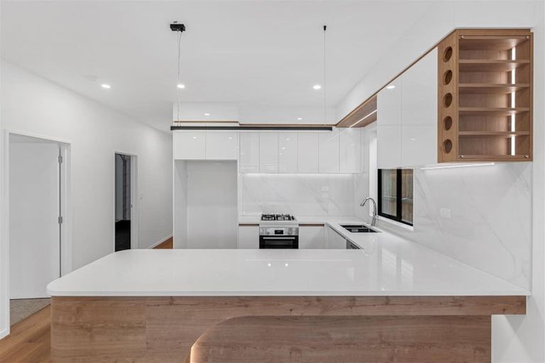 Photo of property in 11 Cronshaw Road, Karaka, Papakura, 2113