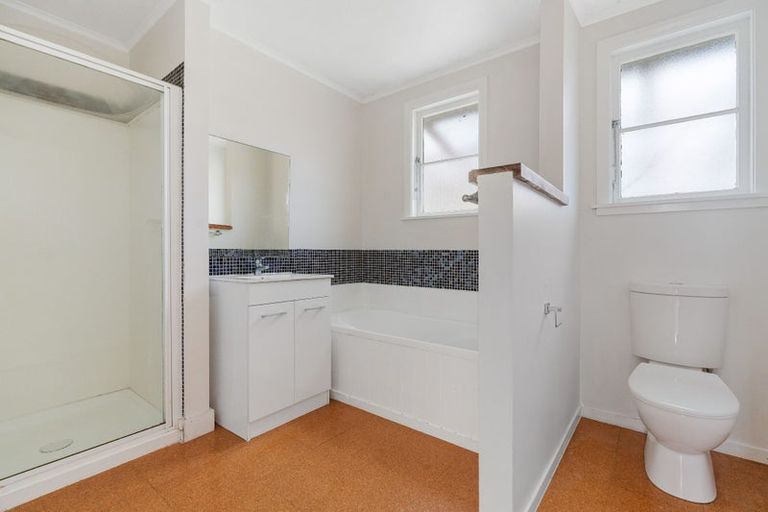 Photo of property in 23 Kent Street, Carterton, 5713