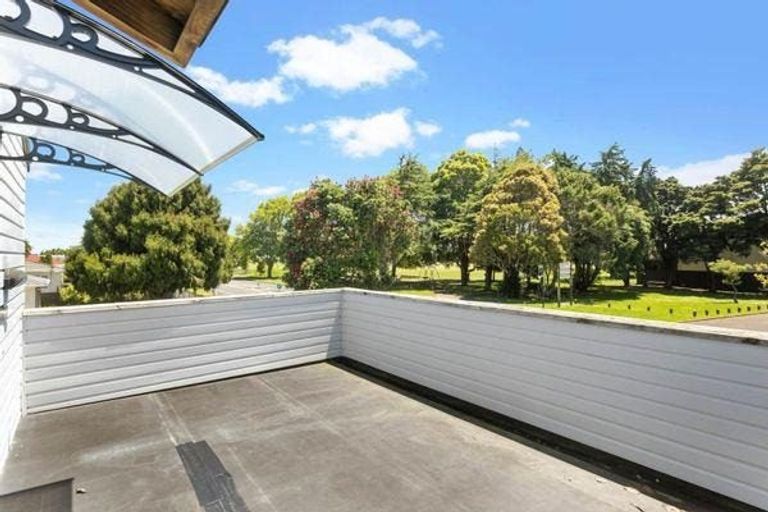 Photo of property in 130 Buckland Road, Mangere East, Auckland, 2024