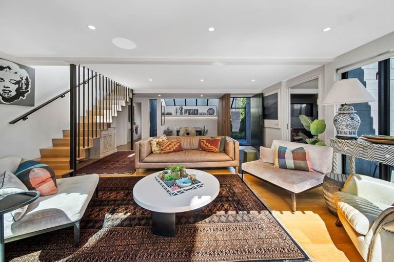 Photo of property in 10 Shrewsbury Street, Merivale, Christchurch, 8014