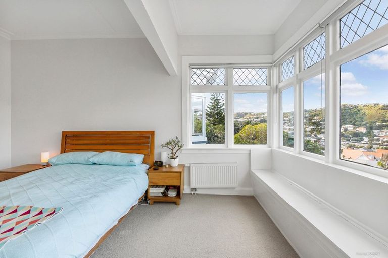 Photo of property in 54b Severn Street, Island Bay, Wellington, 6023