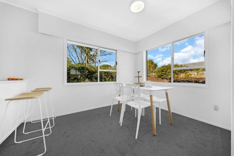 Photo of property in 3a Walpole Avenue, Hillpark, Auckland, 2102