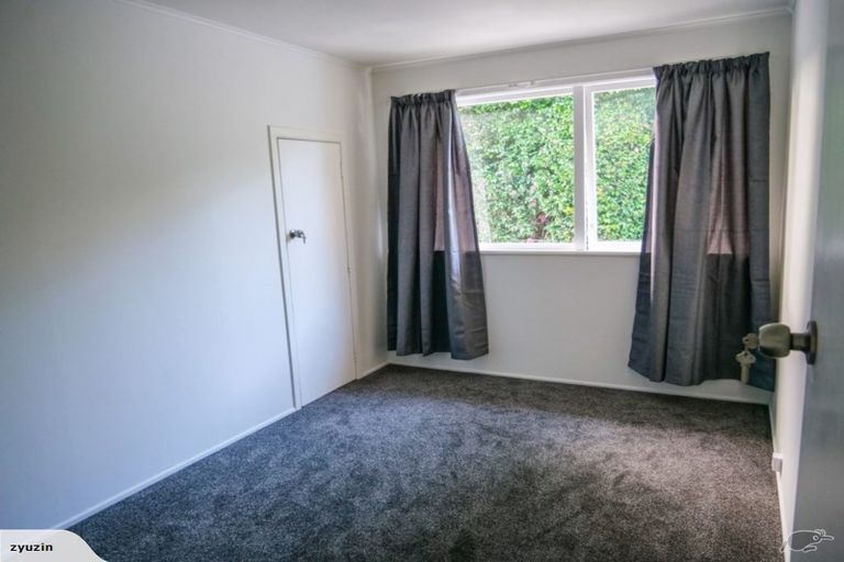 Photo of property in 21 Mcquarrie Avenue, Wattle Downs, Auckland, 2103
