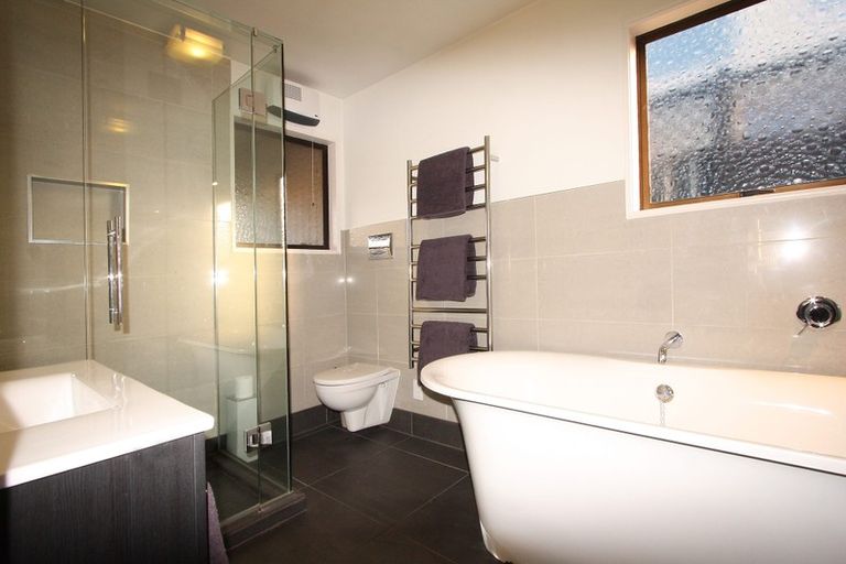 Photo of property in 19 Hood Crescent, Arrowtown, 9302