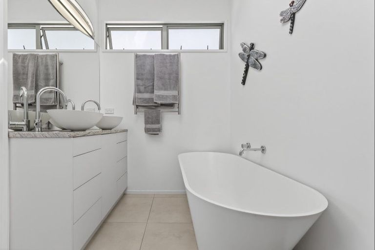 Photo of property in 36a The Cliffs, Britannia Heights, Nelson, 7010