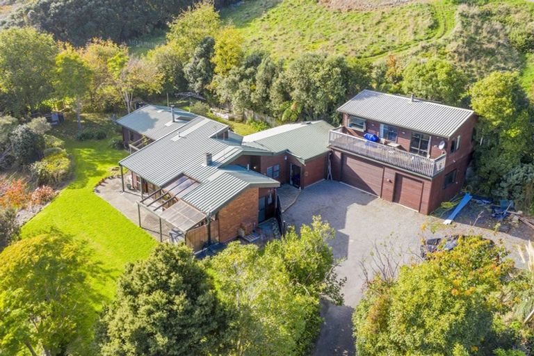 Photo of property in 167 Huia Street, Waikanae, 5391