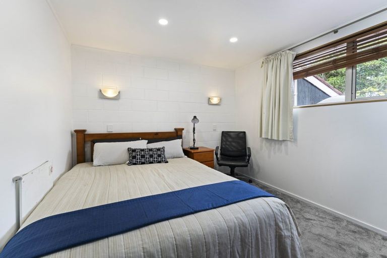 Photo of property in 2/39c Coronation Road, Hillcrest, Auckland, 0627