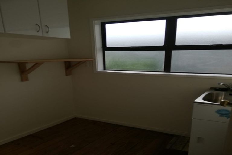 Photo of property in 67 De Luen Avenue, Tindalls Beach, Whangaparaoa, 0930