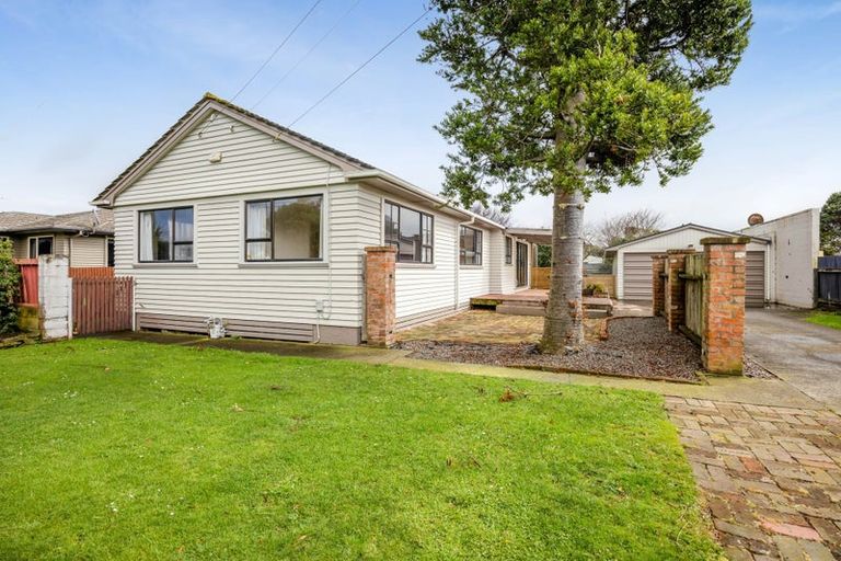 Photo of property in 96 Fairfield Road, Hawera, 4610