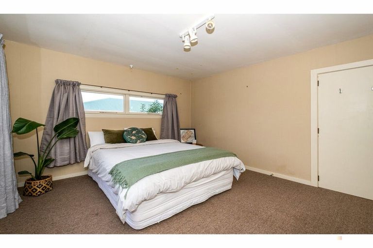 Photo of property in 51 Campbell Street, Geraldine, 7930