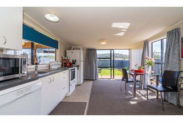 Photo of property in 13 Kirkcaldy Street, South Dunedin, Dunedin, 9012