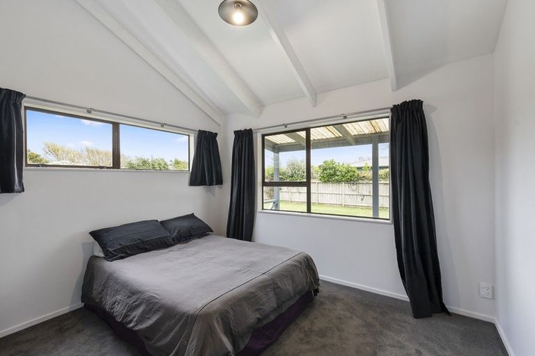 Photo of property in 34 Kiharoa Street, Otaki Beach, Otaki, 5512