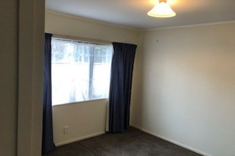 Photo of property in 8b Marama Crescent, Palmerston North, 4414