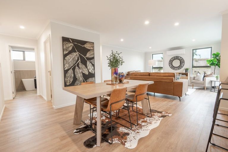 Photo of property in 62 Scenic Rise, Rototuna North, 3281