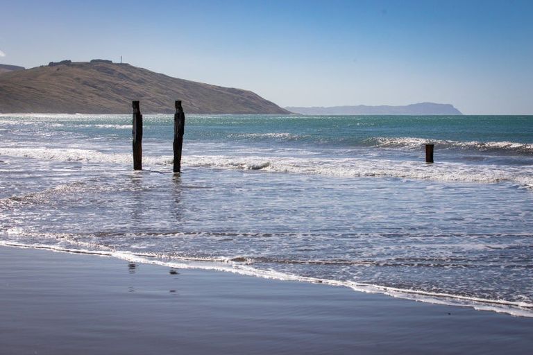 Photo of property in 30a Akitio Esplanade, Akitio, Pongaroa, 4991