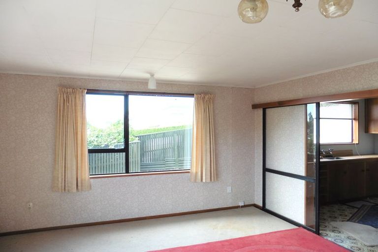 Photo of property in 1/2 Clifton Terrace, West End, Timaru, 7910