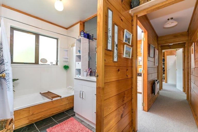 Photo of property in 91 Grey Road, Pirongia, Hamilton, 3285