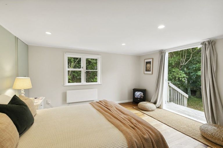 Photo of property in 13 Aplin Terrace, Ngaio, Wellington, 6035