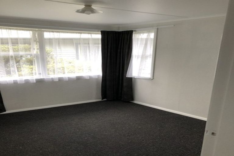 Photo of property in 35 Aspiring Avenue, Milson, Palmerston North, 4414