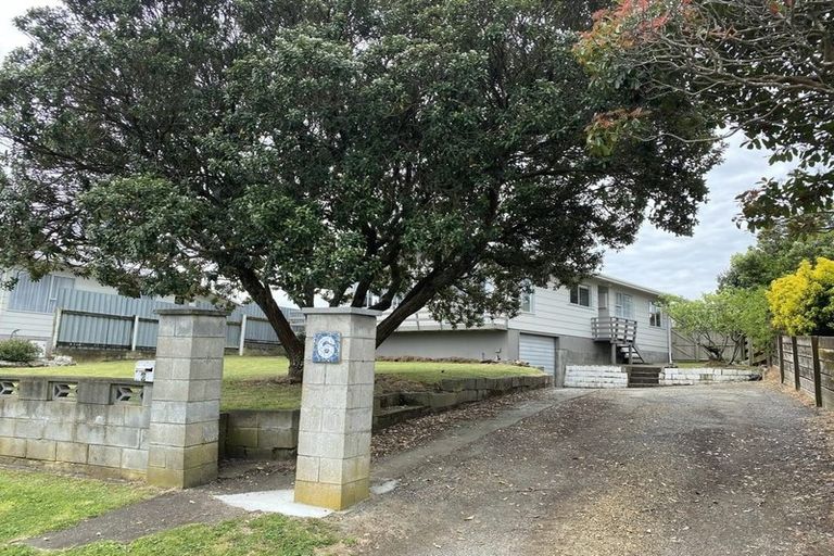 Photo of property in 6 Yates Street, Otaki Beach, Otaki, 5512