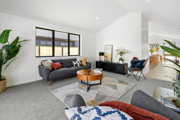 Photo of property in 14 Moonstone Street, Albert Town, Wanaka, 9305