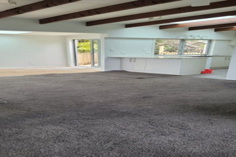 Photo of property in 14 Cherry Blossom Grove, Maungaraki, Lower Hutt, 5010