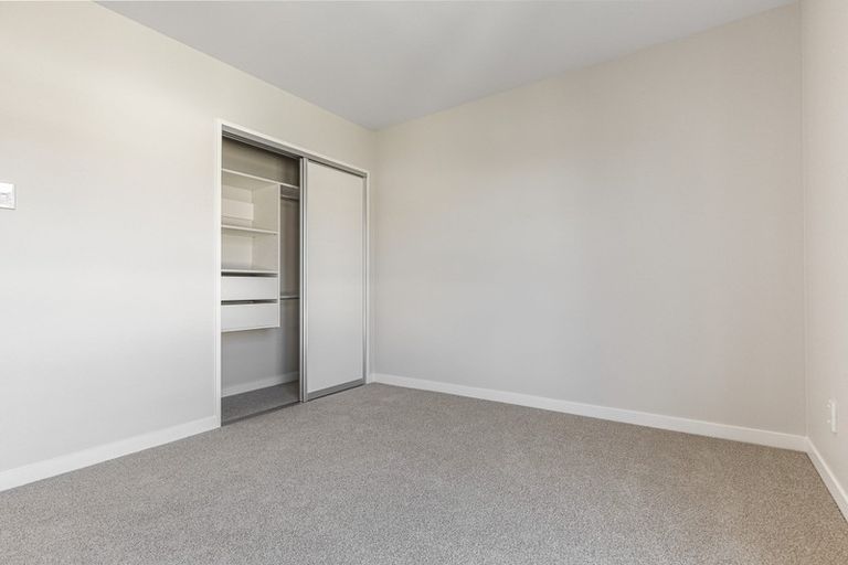 Photo of property in 8/8 Bagnall Avenue, Point England, Auckland, 1072