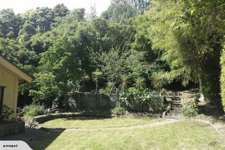 Photo of property in 24 Merlincote Crescent, Governors Bay, Lyttelton, 8971