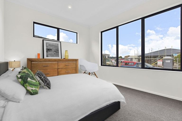 Photo of property in 1 Kainga Lane, Whenuapai, Auckland, 0618