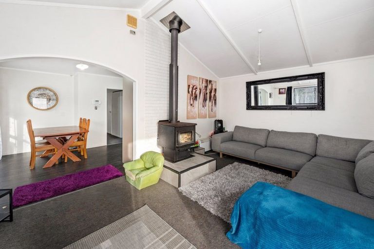 Photo of property in 16 Alison Street, Mangakakahi, Rotorua, 3015