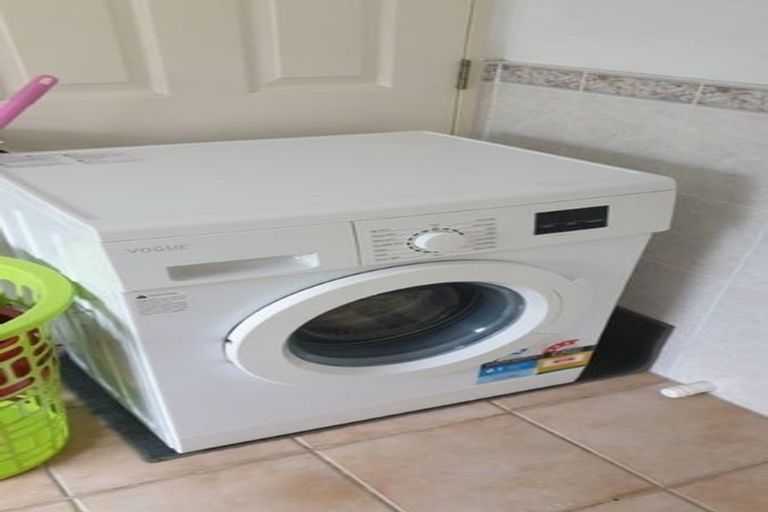 Photo of property in 344 East Coast Road, Sunnynook, Auckland, 0632