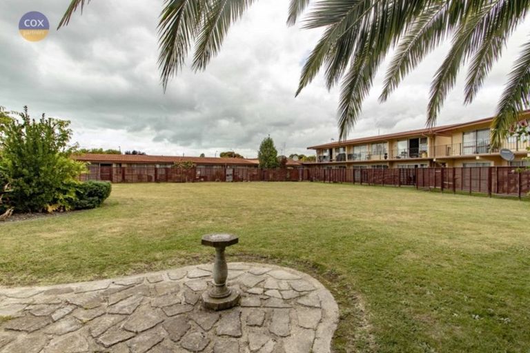 Photo of property in Marewa Lodge Apartments, 18/44 Taradale Road, Marewa, Napier, 4110