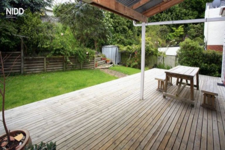 Photo of property in Hawthorn House, 16 Hawthorn Avenue, Mornington, Dunedin, 9011