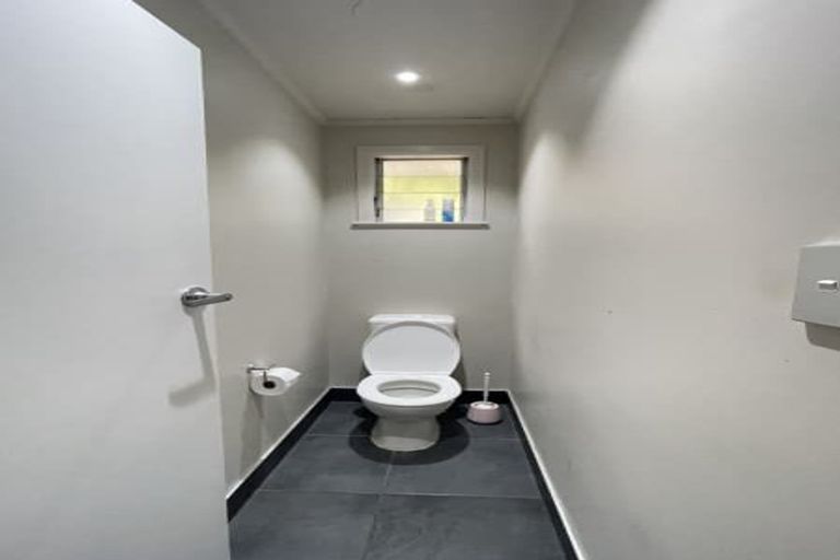 Photo of property in 13 James Street, Glenfield, Auckland, 0629