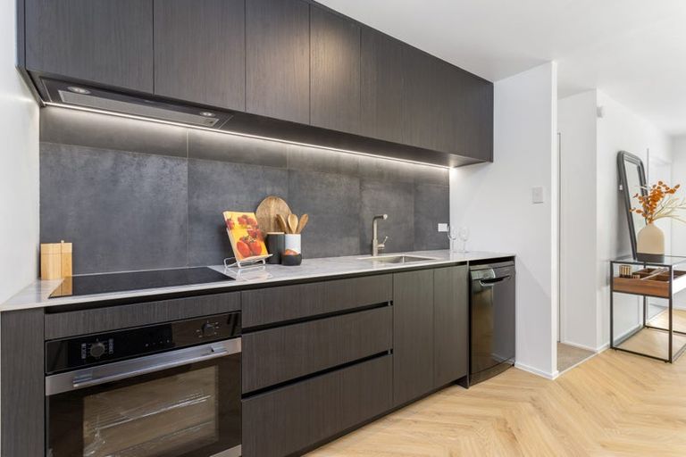 Photo of property in 3/73 Princes Street, Northcote Point, Auckland, 0627