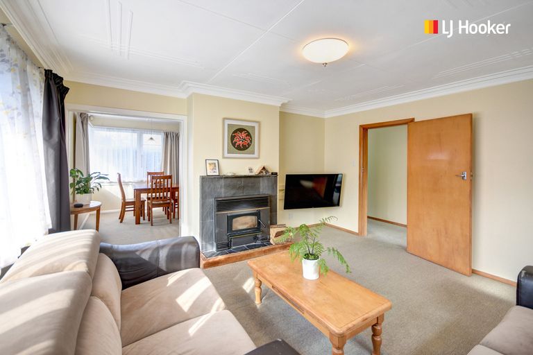 Photo of property in 35 County Road, Kaikorai, Dunedin, 9010