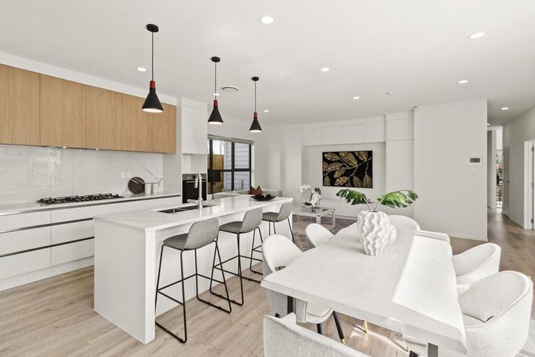 Photo of property in 51 Turret Lane, Hobsonville, Auckland, 0616