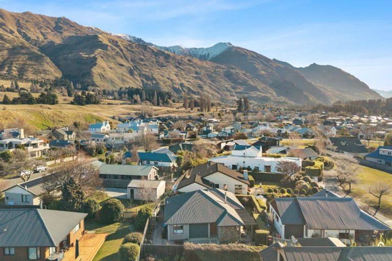 Photo of property in 11b Little Oak Common, Wanaka, 9305